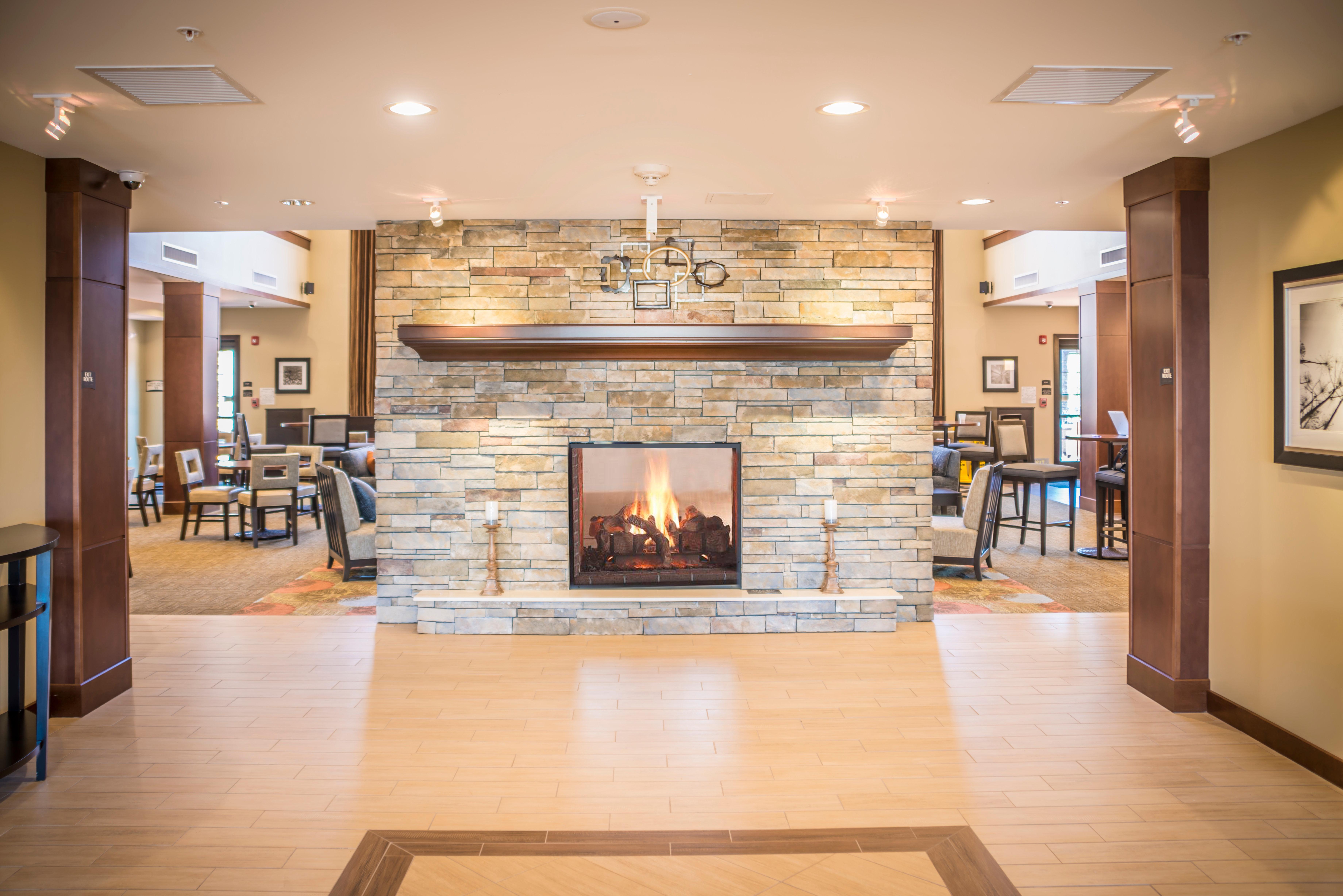 Staybridge Suites Sacramento-Folsom By Ihg Eksteriør billede