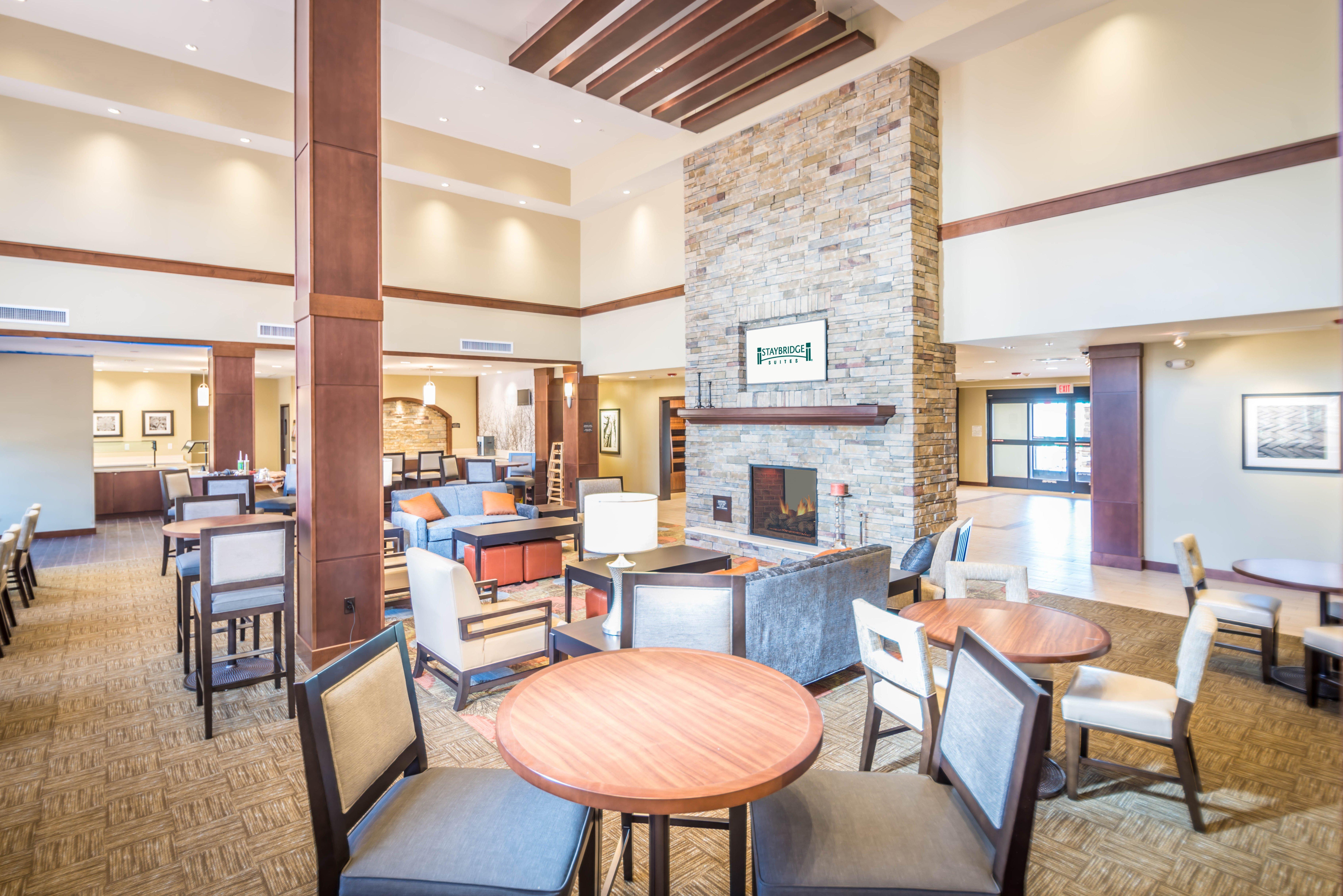 Staybridge Suites Sacramento-Folsom By Ihg Eksteriør billede