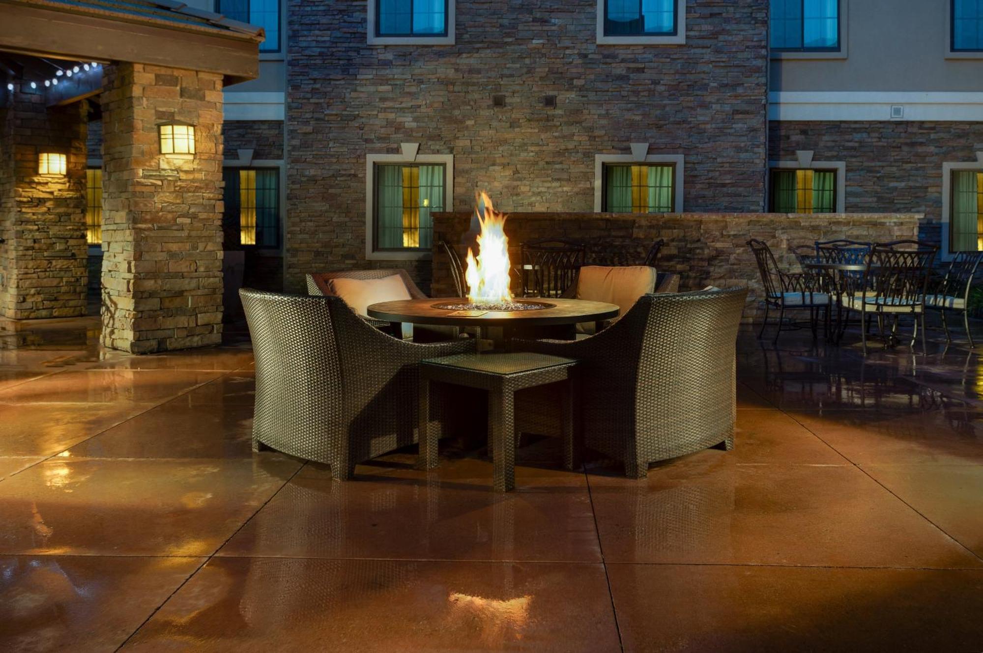 Staybridge Suites Sacramento-Folsom By Ihg Eksteriør billede