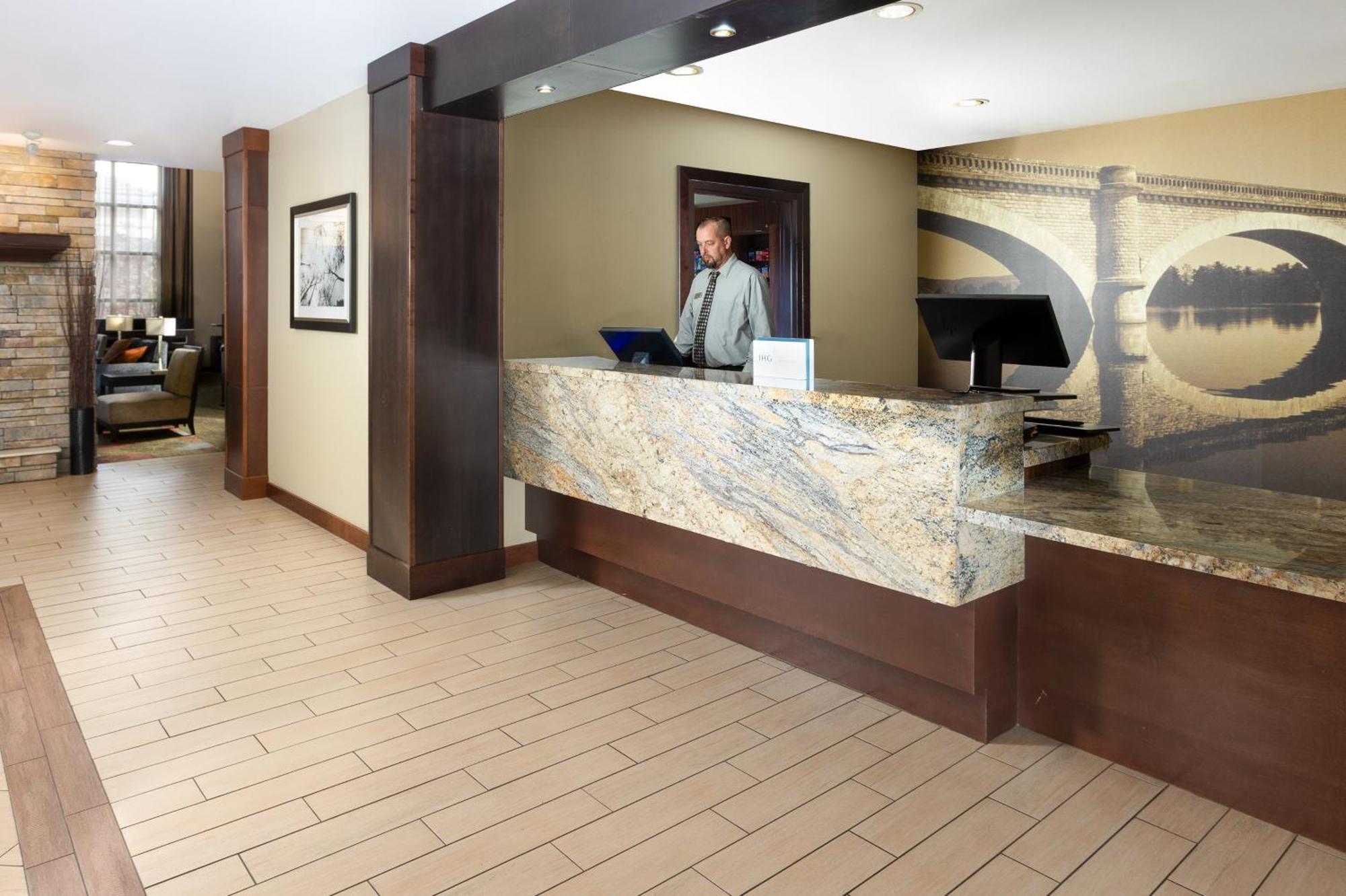 Staybridge Suites Sacramento-Folsom By Ihg Eksteriør billede
